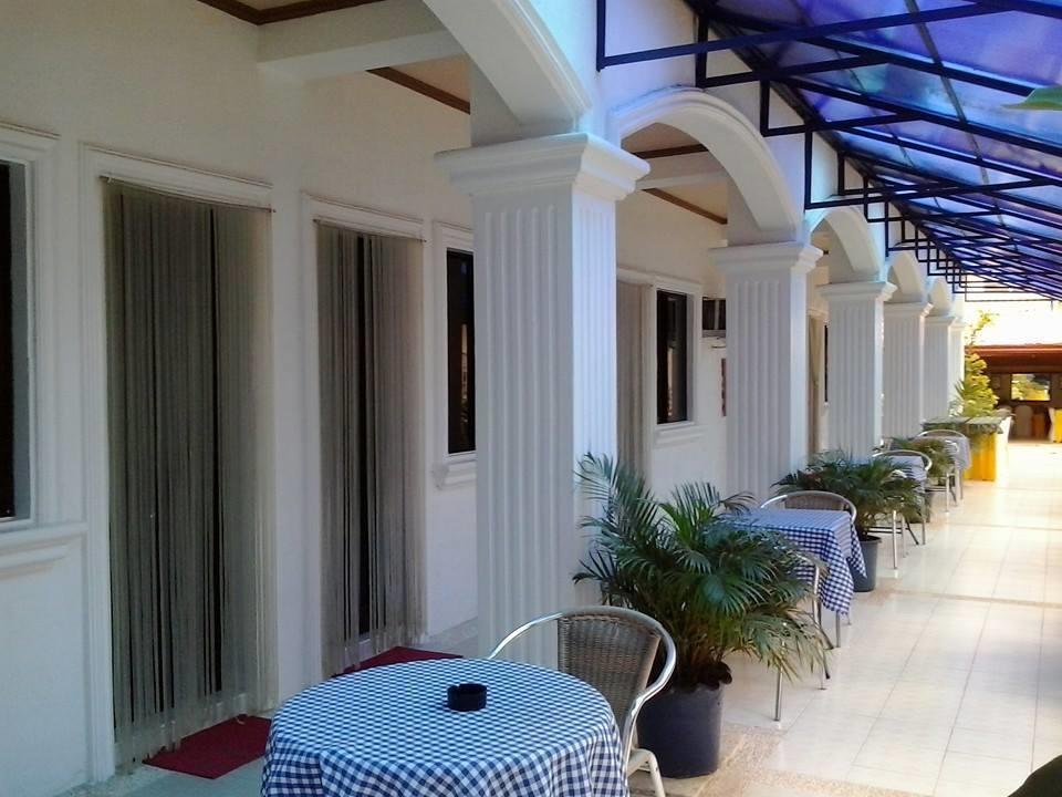 Island Inn Balabag  Exterior foto